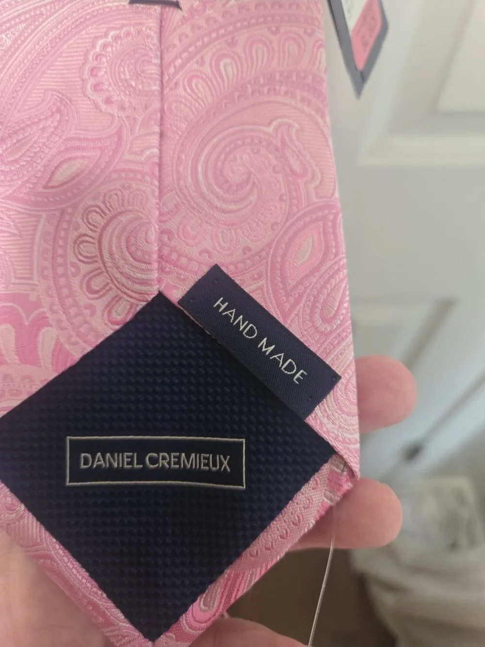 Daniel Cremieux Pink Paisley Handmade Tie